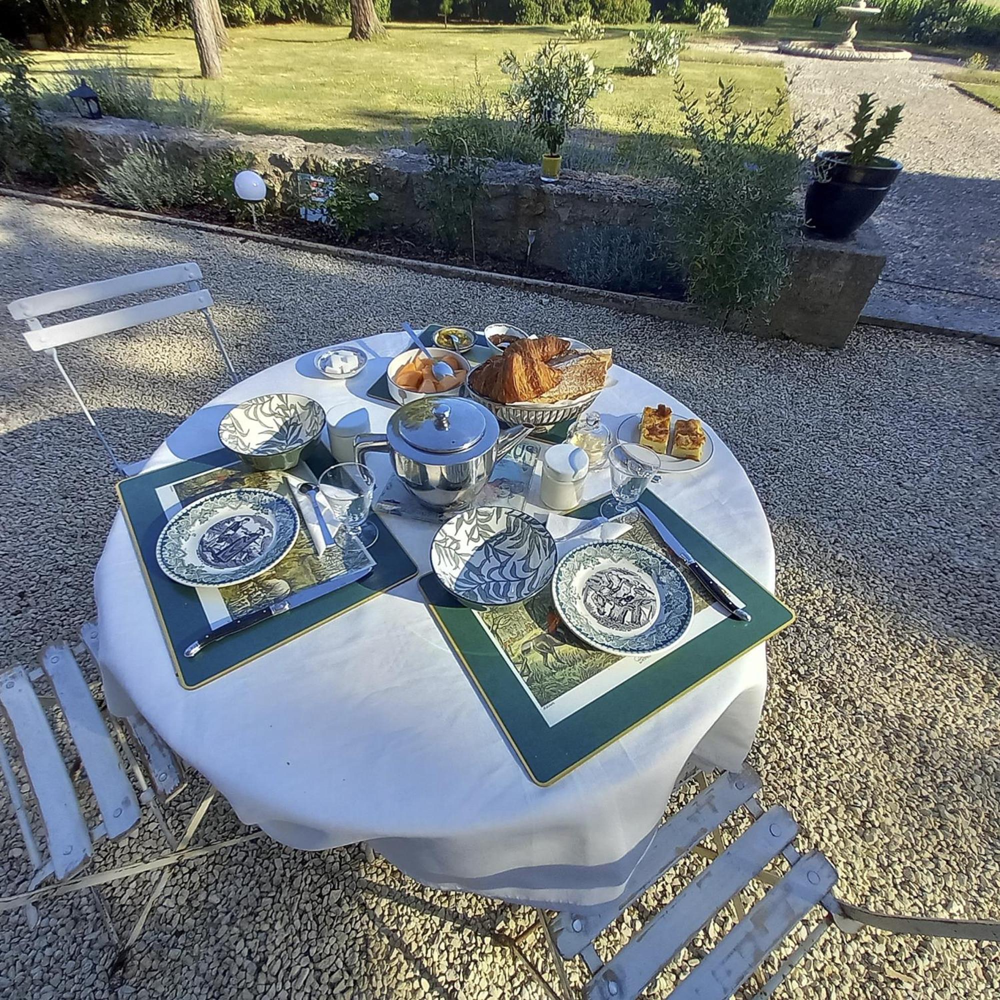 Chateau Dehes 1 D'hote Et 1