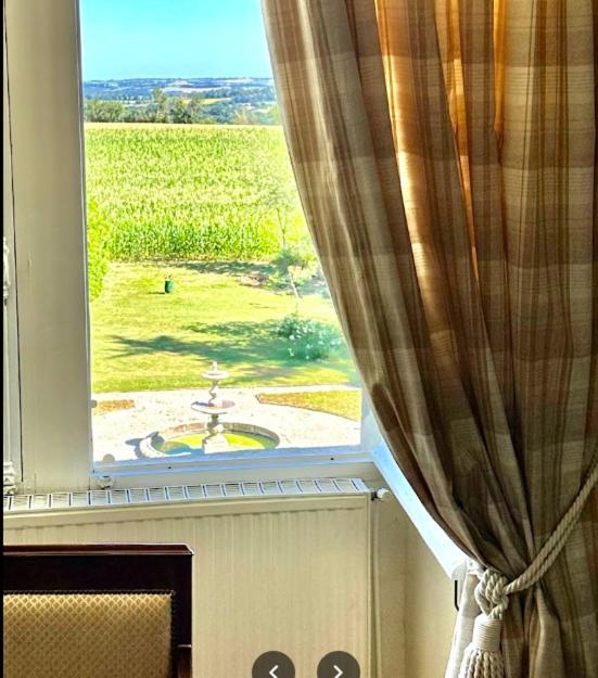 Holiday home Chateau Dehes 1 D'hote Et 1 *